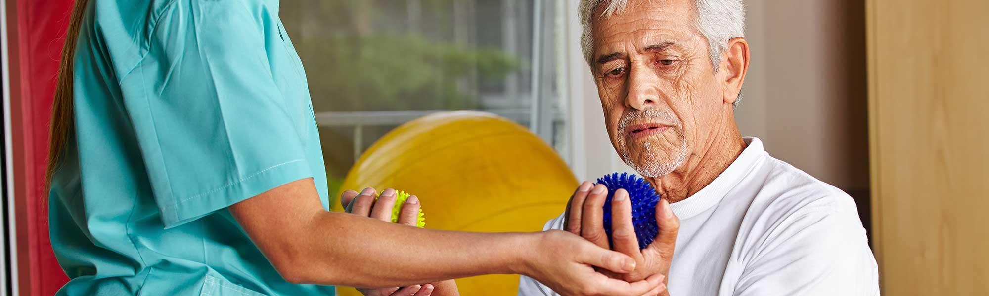 L’ergothérapie au service des personnes âgées vivant à domicile